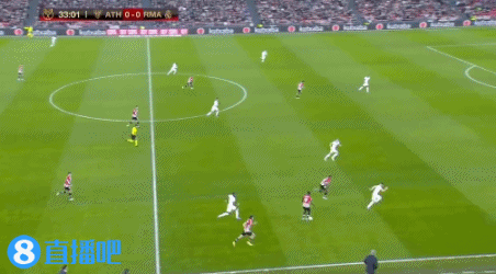 韩旭：舆论说我为了国内挣钱不参加海外联赛，当时觉得很委屈（韩旭谈被指为赚国内钱不打海外联赛：当时很委屈）