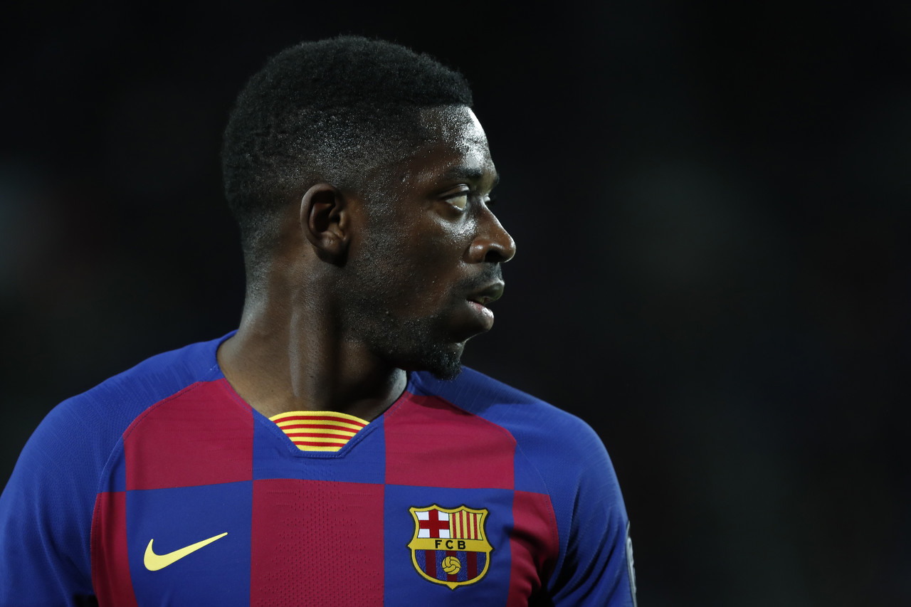 肚子略大，球迷质疑姆伯莫身体状态，随后阿莫林给予后者支持（小腹微显惹质疑，球迷担心姆伯莫状态，阿莫林随后力挺）