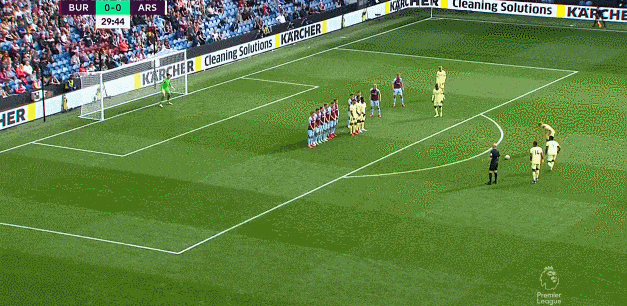 点谁呢？KOP看台球迷高喊：只有一个康纳-布拉德利（KOP看台沸腾：点球人选？非康纳-布拉德利莫属）