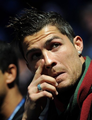 戈洛夫金荣膺拳击名人堂，传奇生涯圆梦成真 两大热门拳手遗憾落选引热议（戈洛夫金跻身拳击名人堂圆梦，两大热门落选掀起热议）