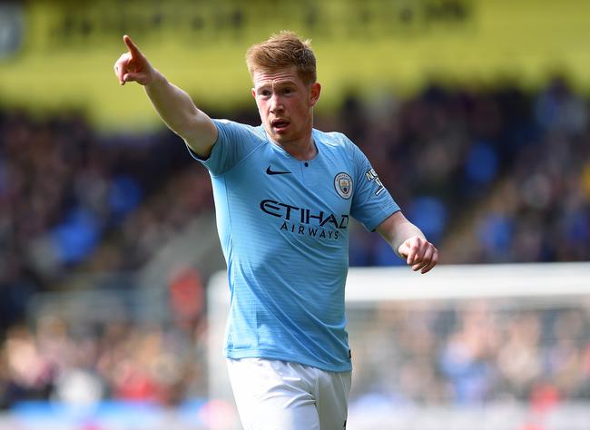 亲兄弟明算账,谁打得好谁上（兄弟归兄弟，账要算清，凭实力上场）