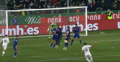 高效！哈兰德曼城生涯80分钟参与一球，多特生涯69分钟造一球（效率爆表！哈兰德曼城每80分钟参与一球，多特时期每69分钟制造进球）